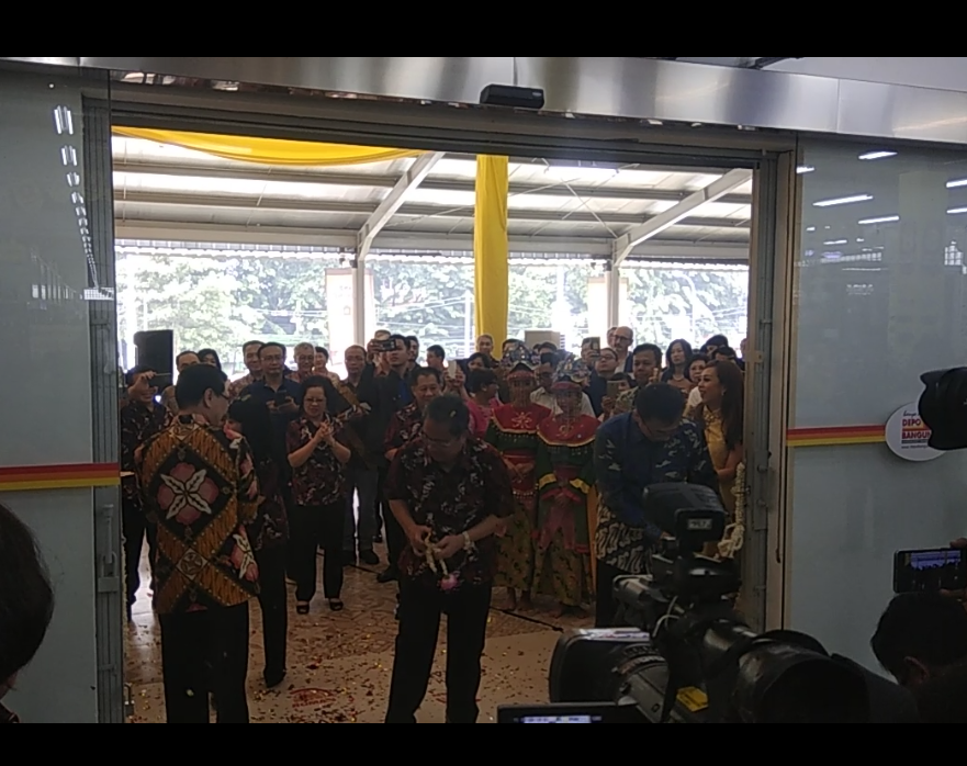 GERAI DEPO  BANGUNAN  KE 8 RESMI DIBUKA DIWILAYAH KOTA 