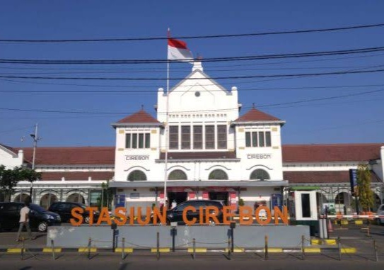 PT KAI Daop 3 Cirebon Batalkan 15 Perjalanan KA Argo Cheribon - Media